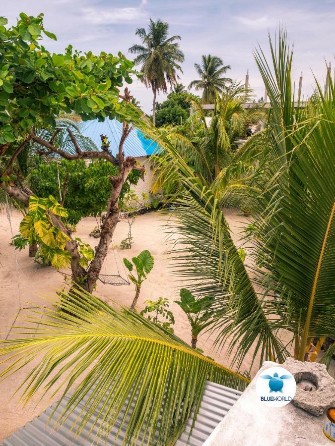 Blue World Dharavandhoo Exterior photo